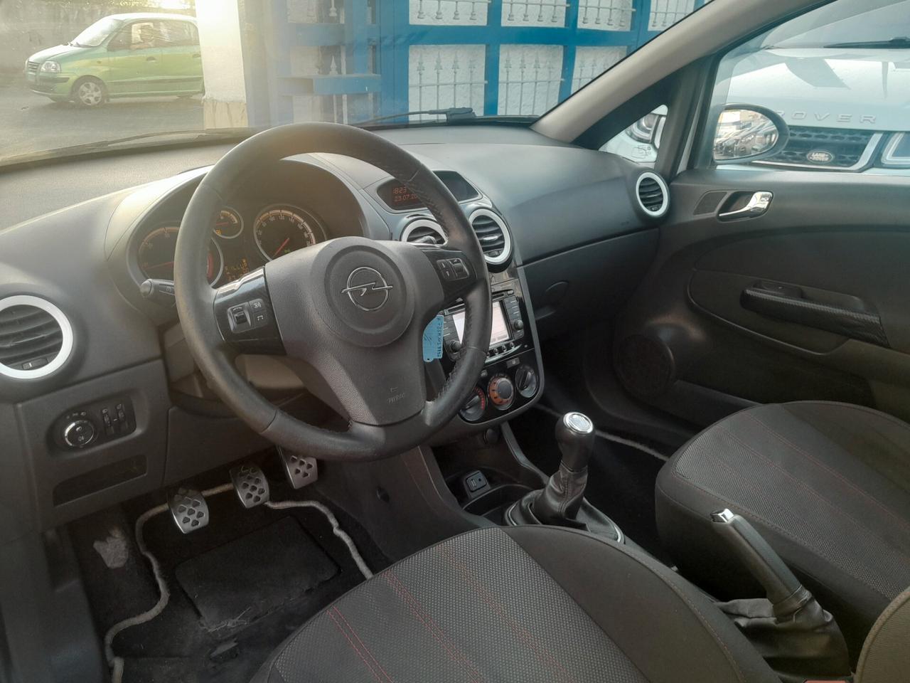 Opel Corsa 1.3 CDTI Sport navi bixeno 2012