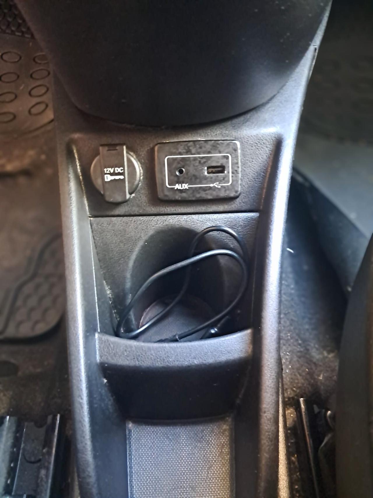 Lancia Ypsilon 1.2 69 CV -NEOPATENTATI-Euro6650-