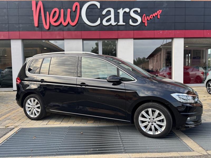 Volkswagen Touran 2.0 tdi Comfortline dsg 7 posti LED-NAVI