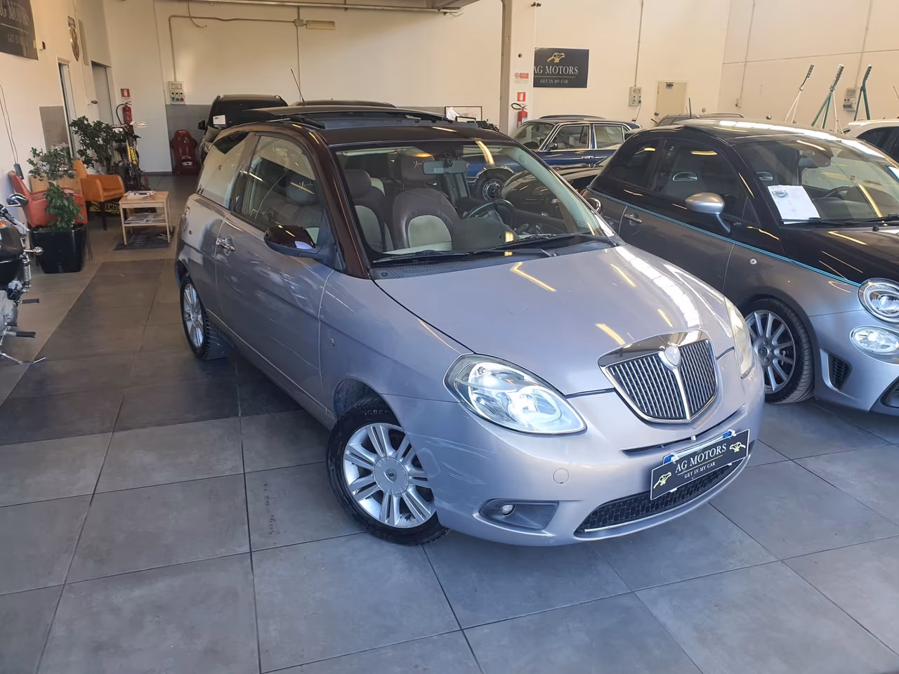 Lancia Ypsilon 1.2 Oro Bianco
