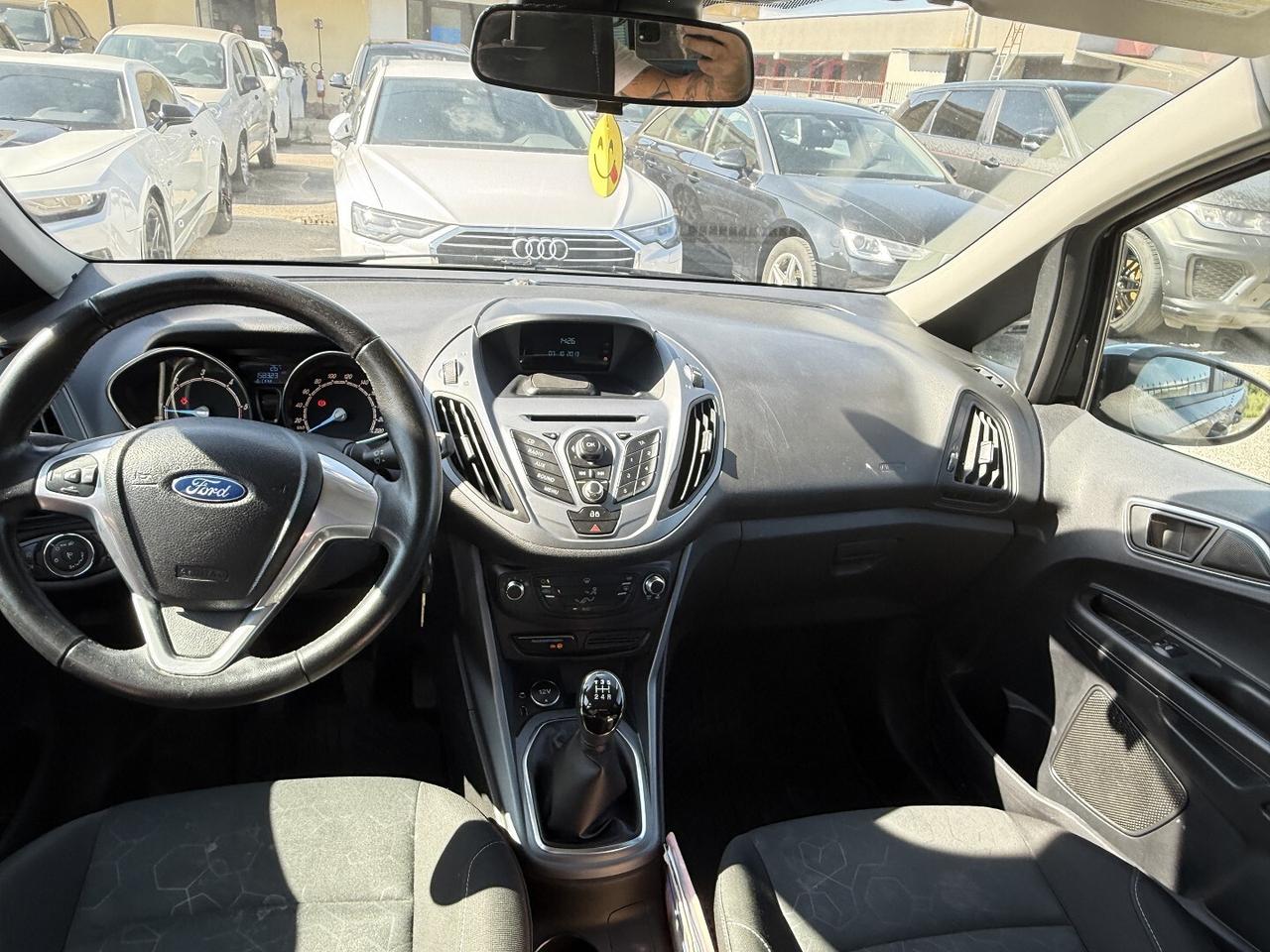 FORD B MAX ADATTA NEOPATENTATI