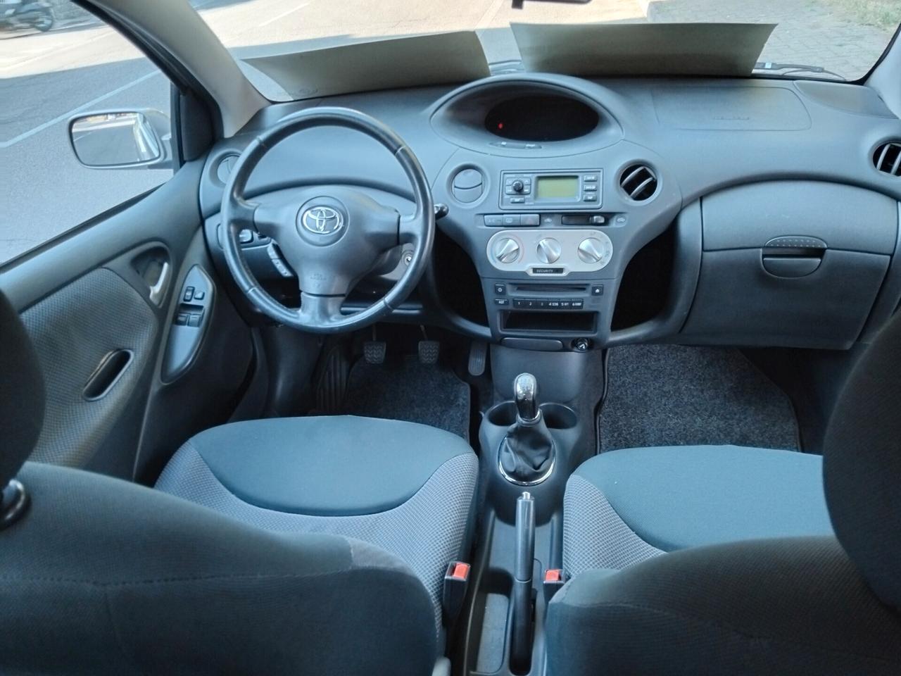 Toyota Yaris 1.0i 16V cat 5 porte KM 130 IDEALE PER NEO PATENTATI A 2.499 EURO