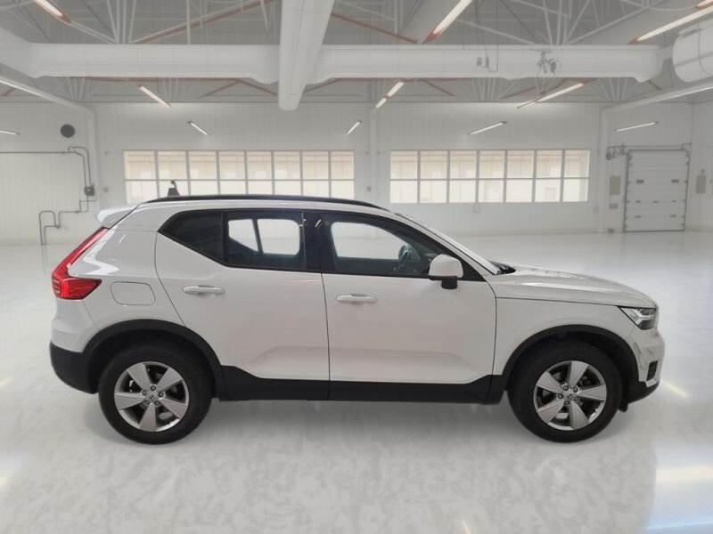Volvo XC40 1.5 t2 129 cv Business Automatico