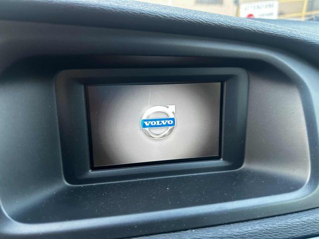 VOLVO V40 D2 1.6 Momentum senza nessun lavoro da fare