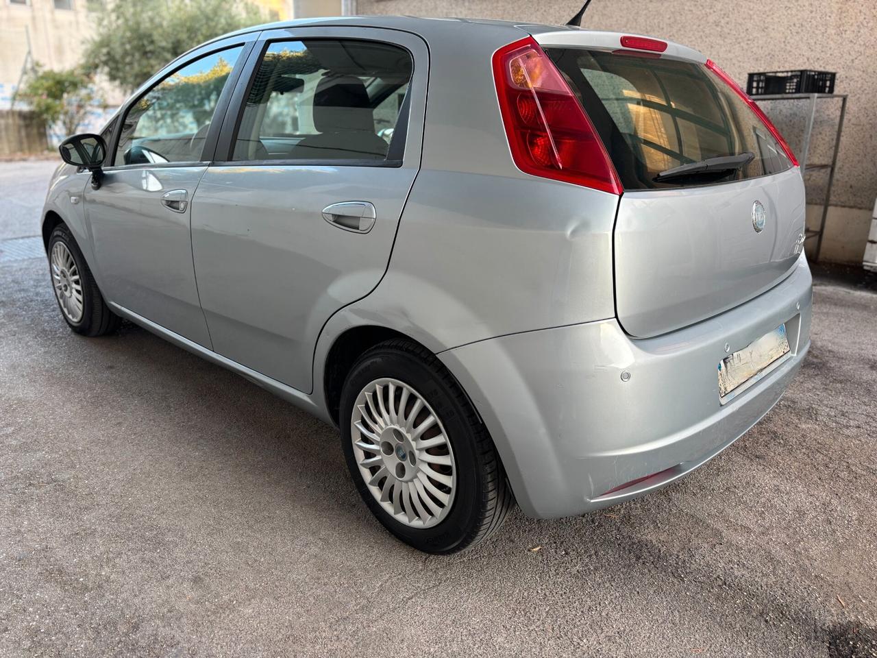 Fiat Grande Punto 1.3 MJT 75 CV OK NEOPATENTATI