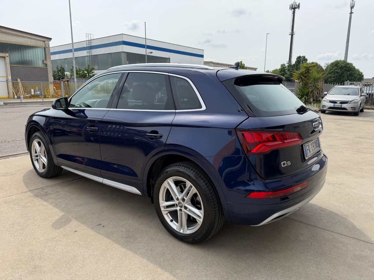 Audi Q5 40 TDI quattro S tronic line plus