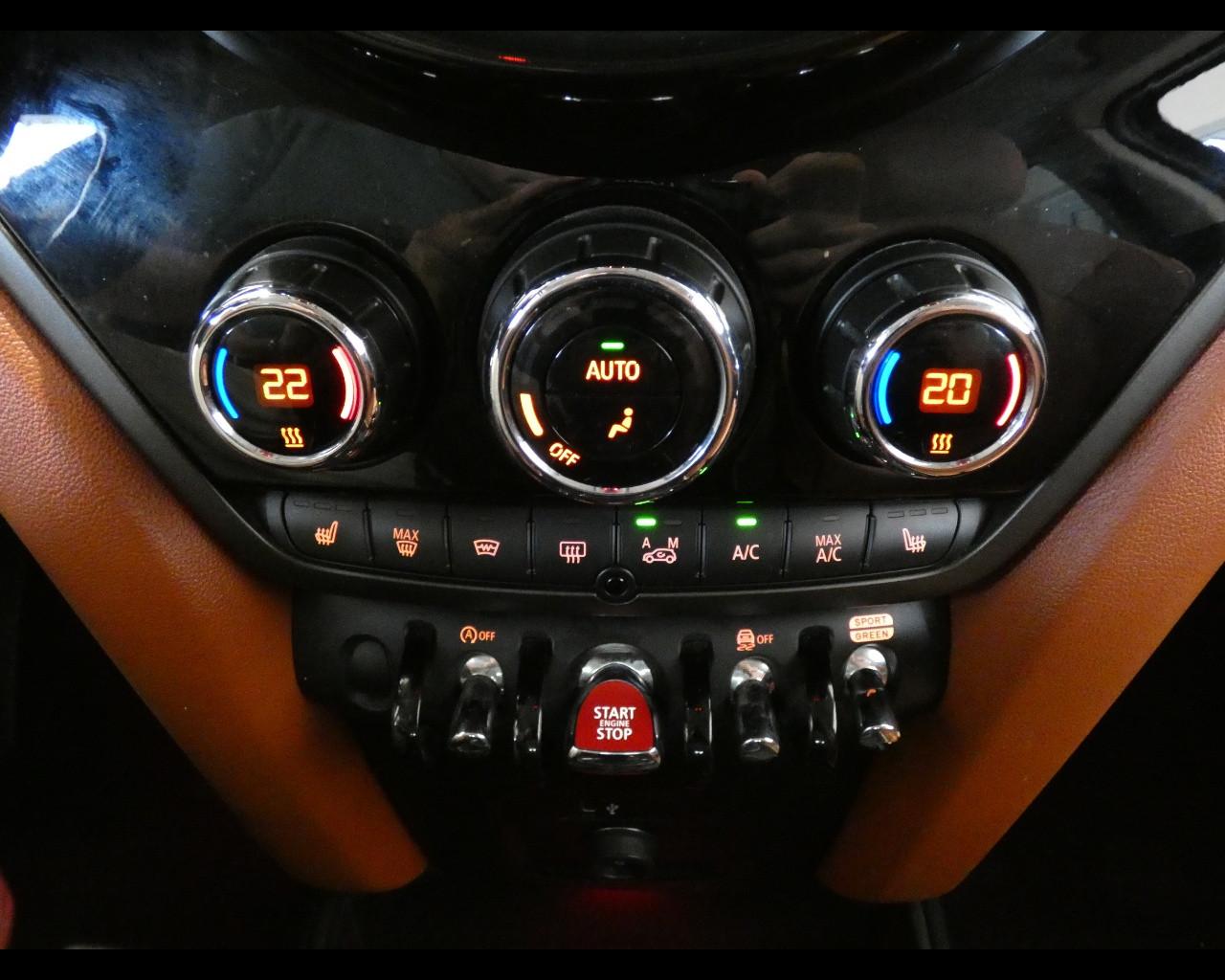 MINI Mini Countrym.(F60) - Mini 2.0 Cooper SD Classic Countryman ALL4