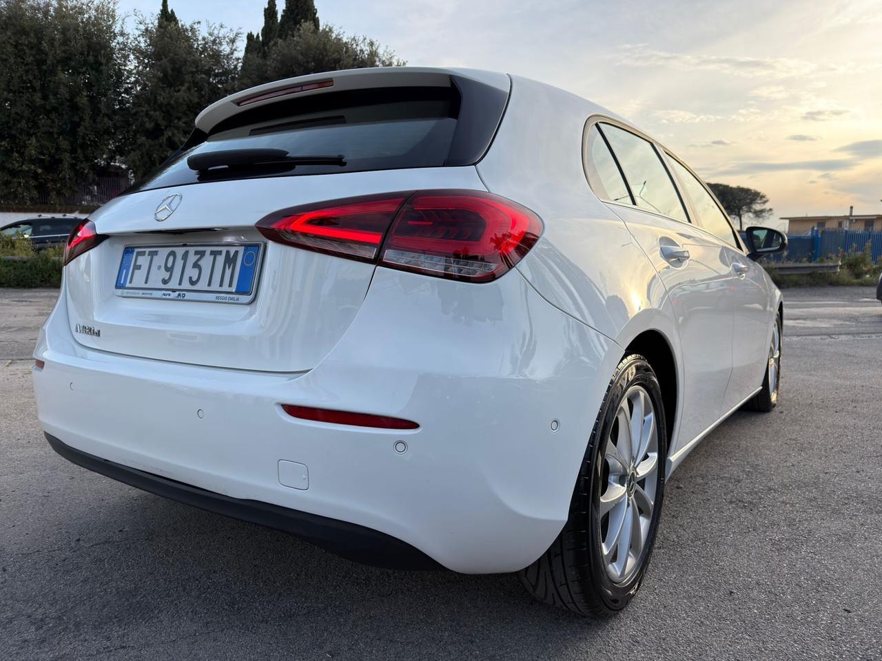 MERCEDES Classe A 180 d Sport Autom