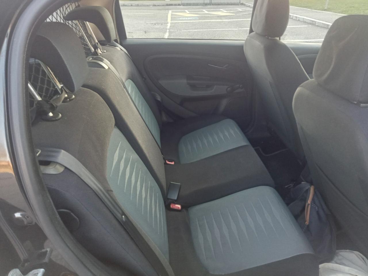 Fiat Grande Punto 1.4 - 5 porte Natural Power OK Neopatentati