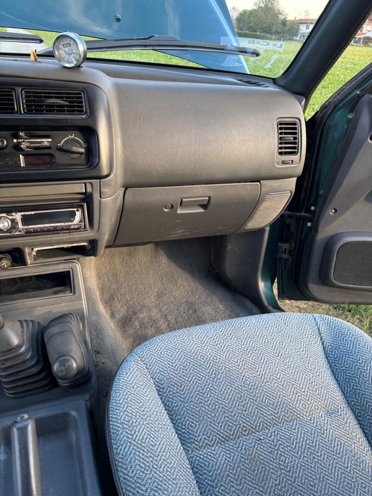Mitsubishi L200 2.5 AUTOCARRO MOLTISSIMI LAVORI ESEGUITI