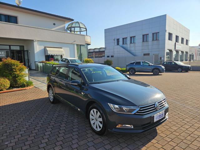 VOLKSWAGEN Passat Variant 2.0 TDI DSG BlueMotion Tech