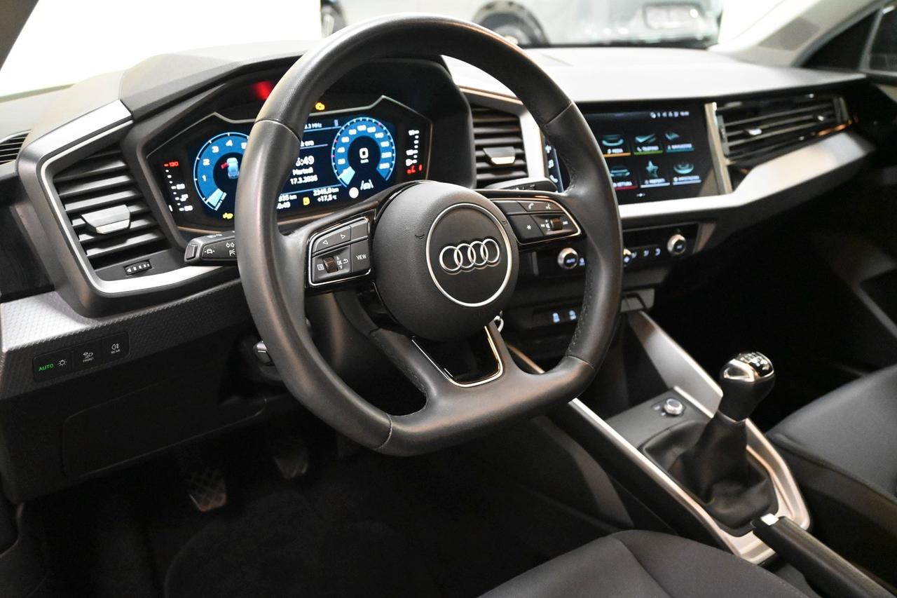 AUDI A1 2ª serie A1 SPB 30 TFSI Identity Black