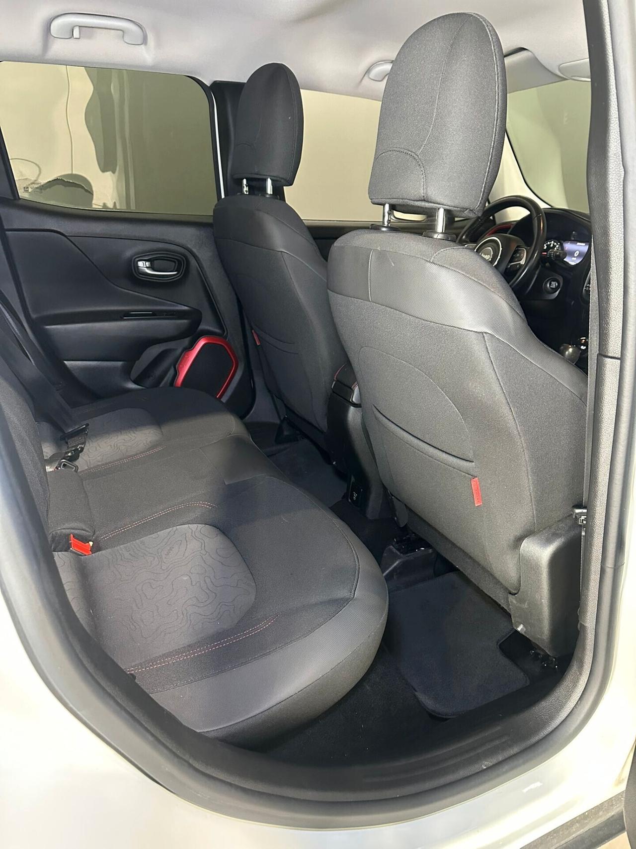 Jeep Renegade 2.0 Mjt 170CV 4WD Active Drive Trailhawk