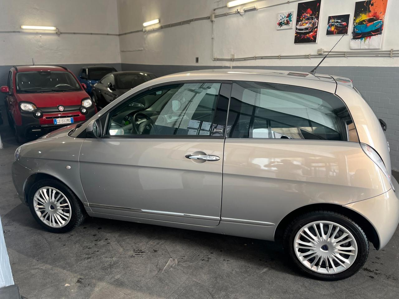 Lancia Ypsilon 1.2 69 CV Diva