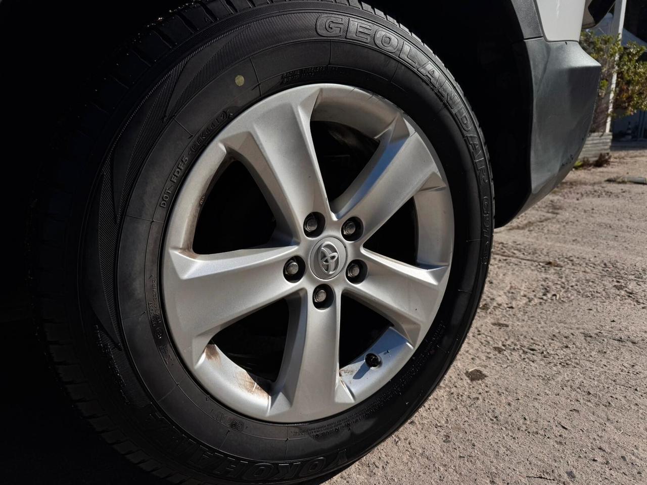 Toyota RAV4 2.0 D-4D 2WD Active