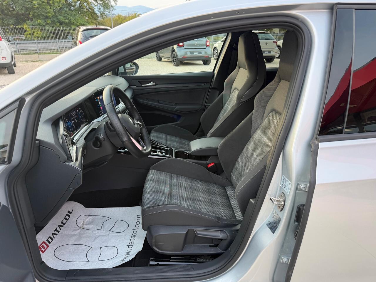 Volkswagen Golf 2.0 TDI DSG GTD