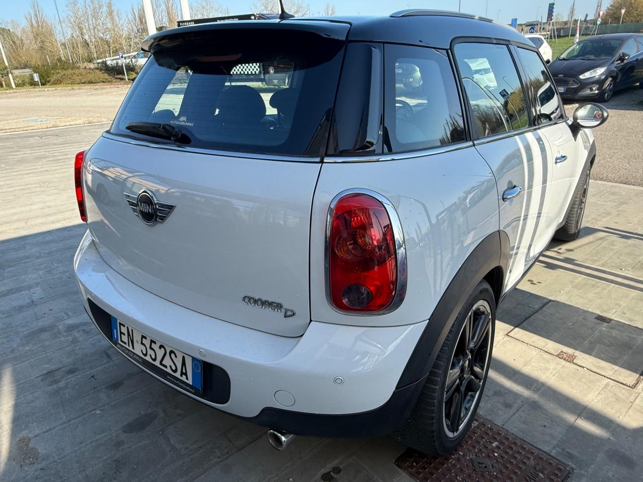 Mini Cooper Countryman 2.0 D Automatica