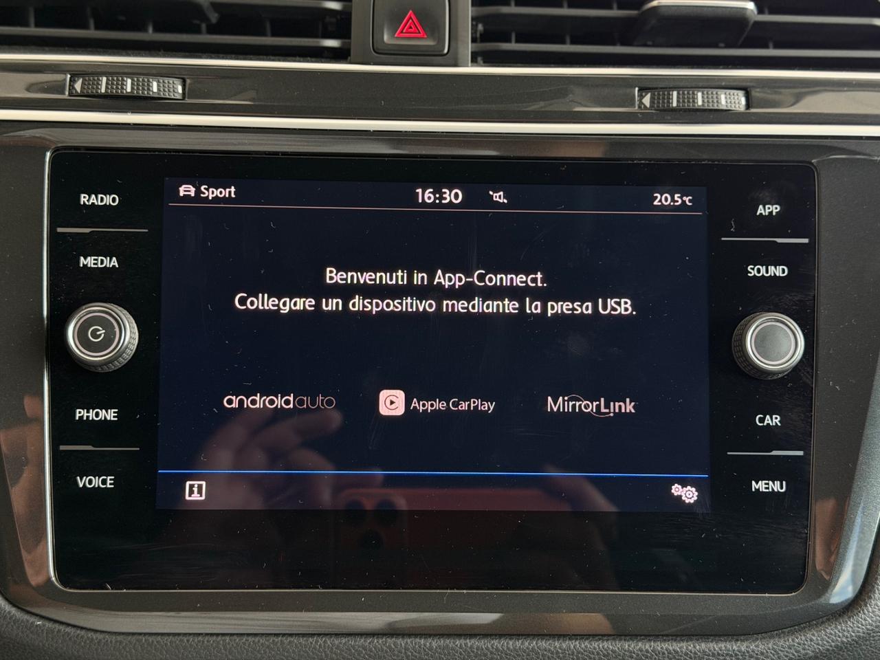 Volkswagen Tiguan 2.0 TDI DSG 4MOTION R-LINE