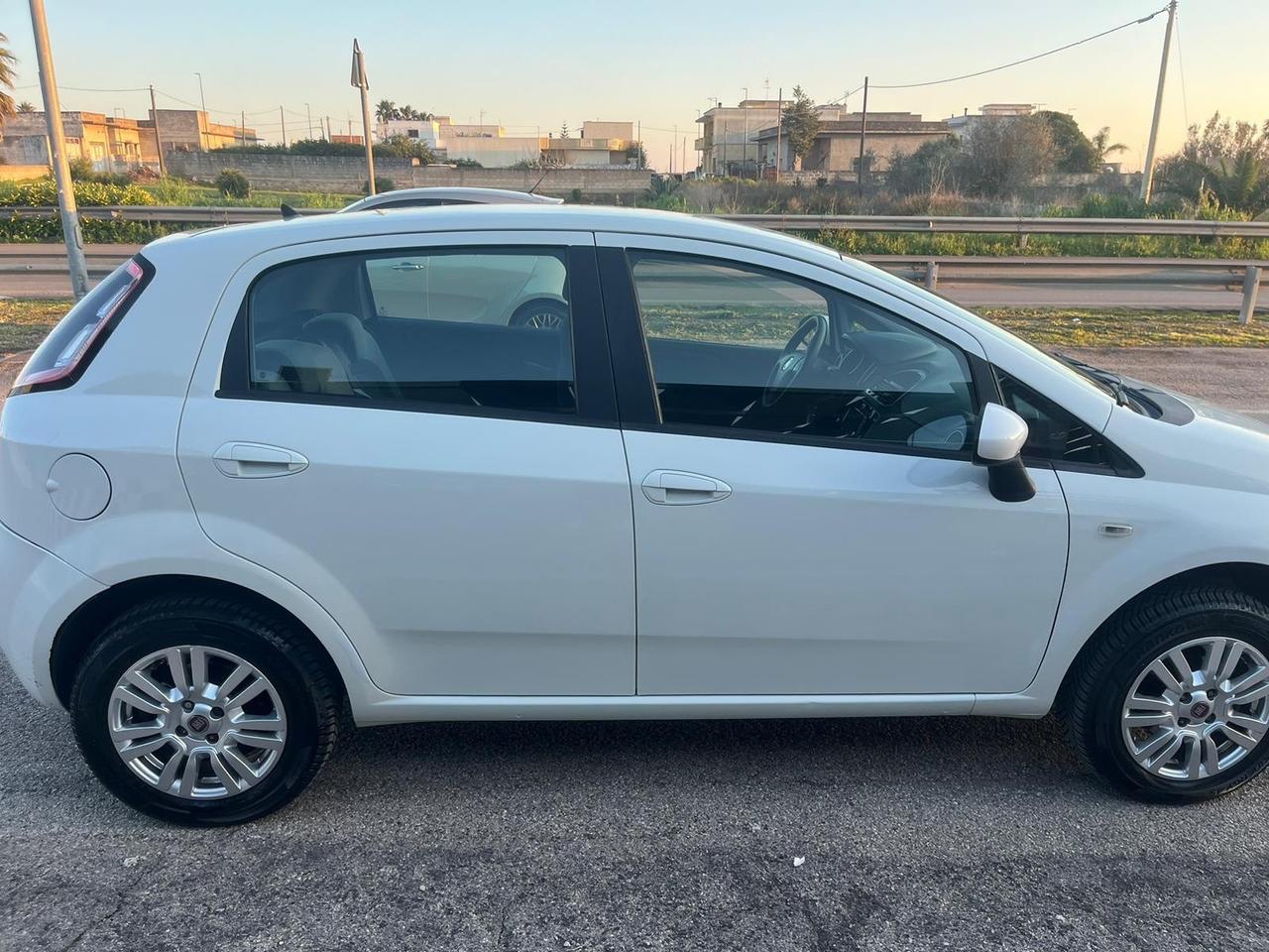 Fiat Grande Punto 5 porte Natural Power Easy 2012