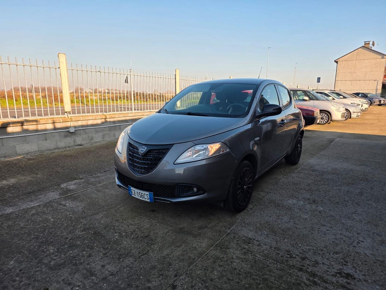 Lancia Ypsilon 1.2 69 CV 5 porte Elle