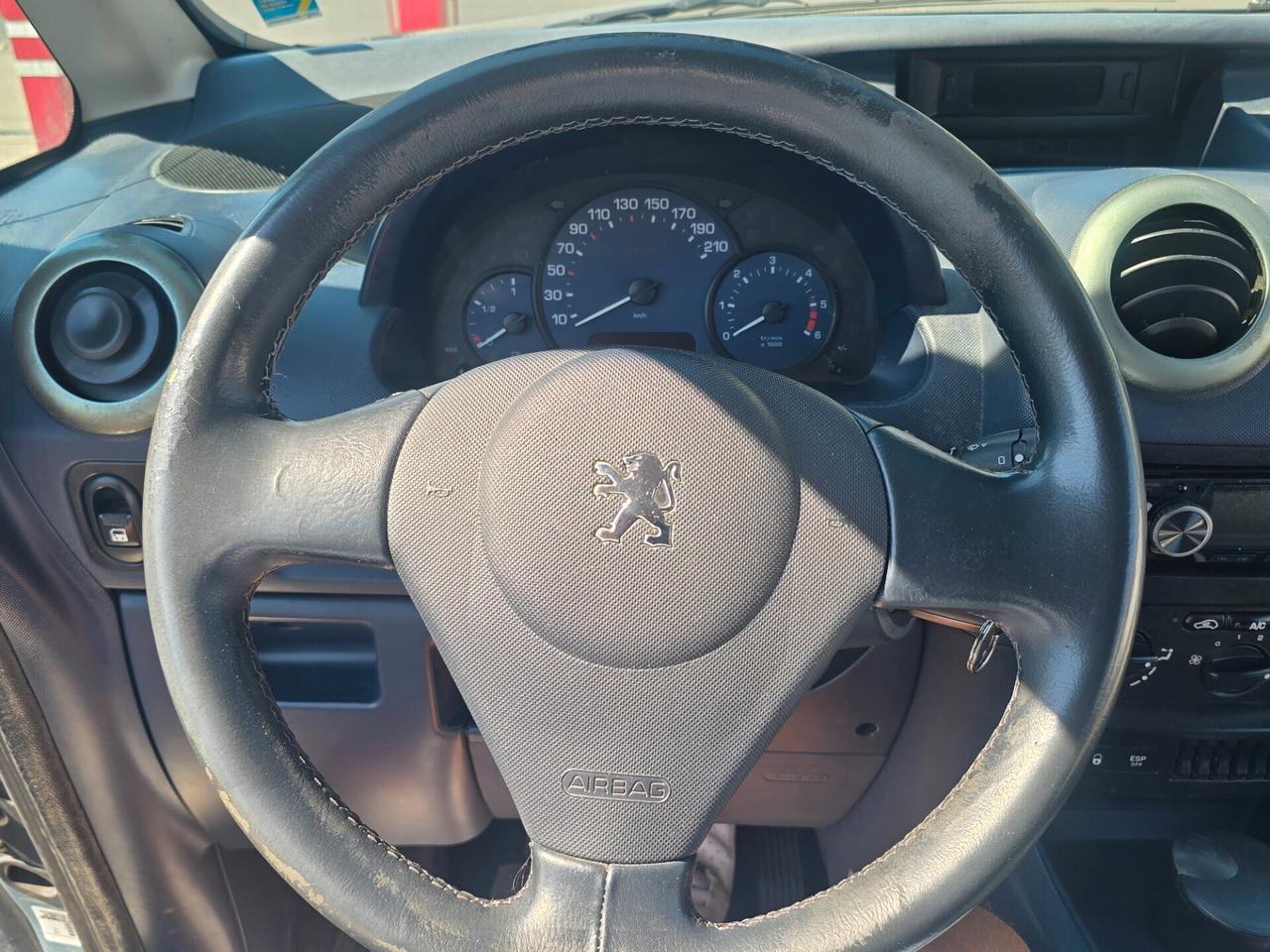 Peugeot 1007 1.4 HDi Trendy