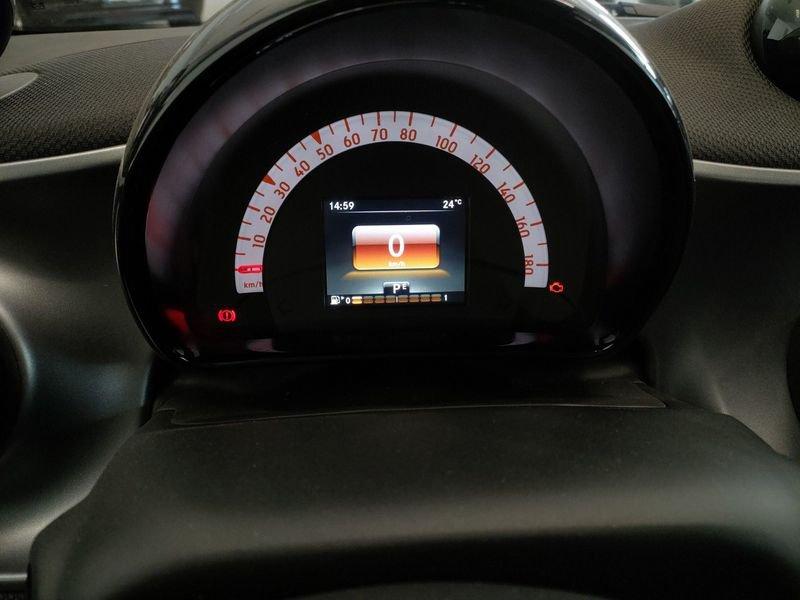 smart fortwo 90 0.9 Turbo twinamic Superpassion