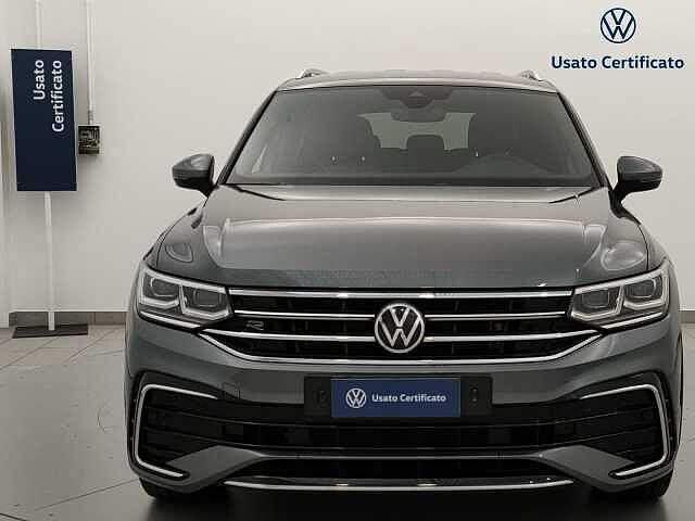 Volkswagen Tiguan Allspace 2.0 TDI SCR DSG 4MOTION R-Line