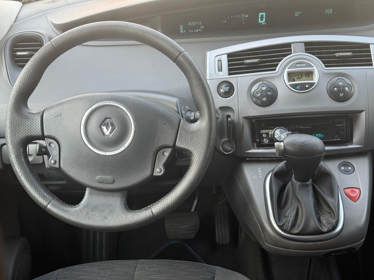 Renault Scenic Scénic 1.9 dCi/130CV Serie Speciale PlayStation Portable