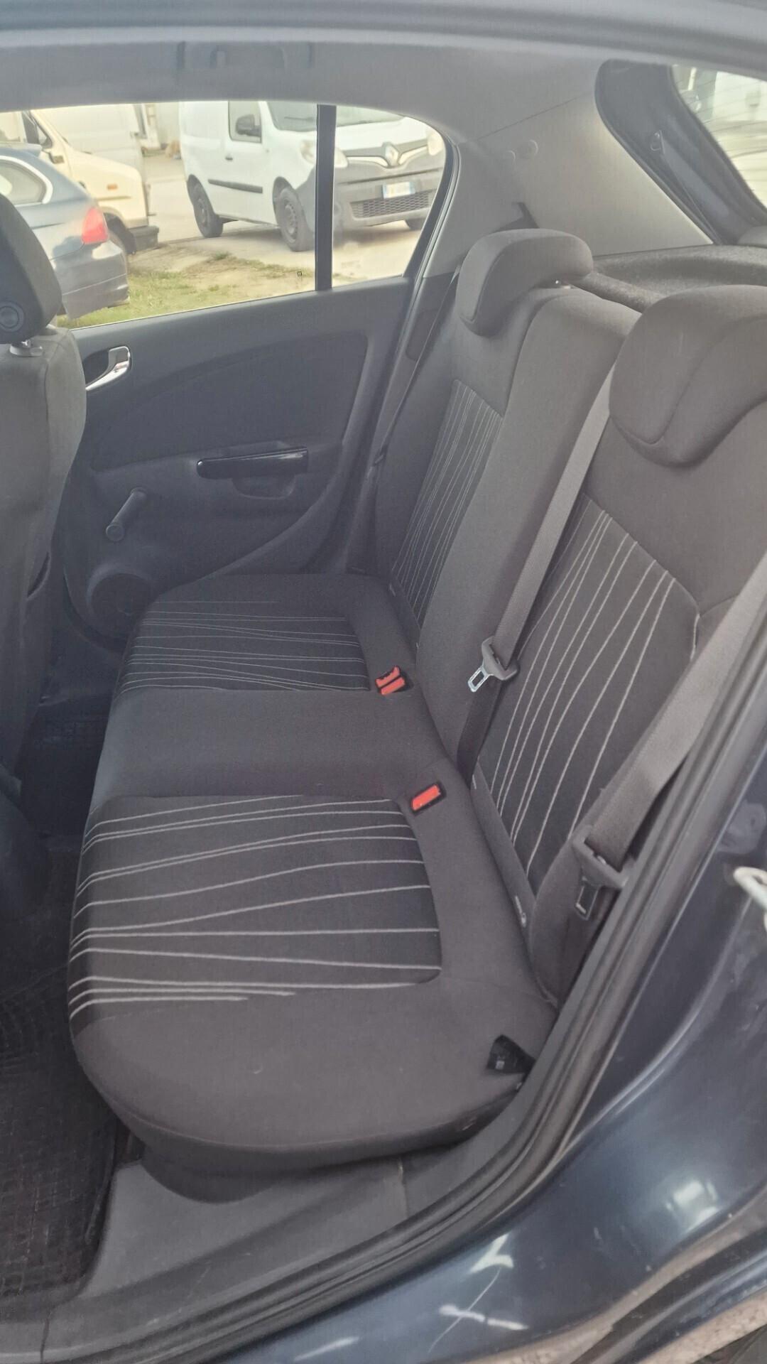 Opel Corsa 1.2 5 porte Edition