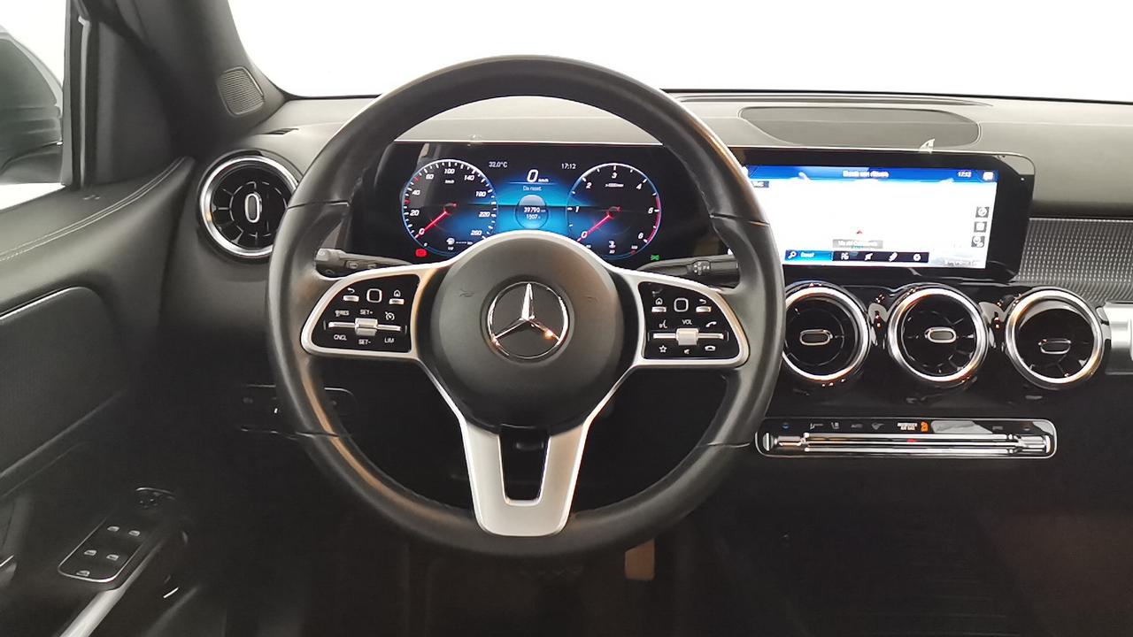 Mercedes-Benz GLB - X247 2019 - GLB 200 d Sport Plus auto