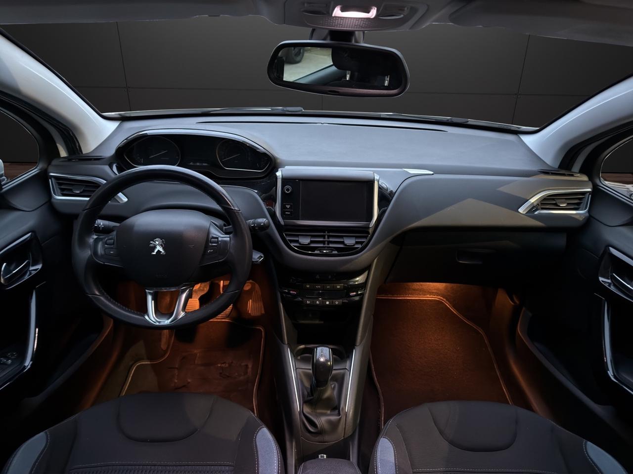 Peugeot 208 1.4 HDi 68 CV 5 porte Allure