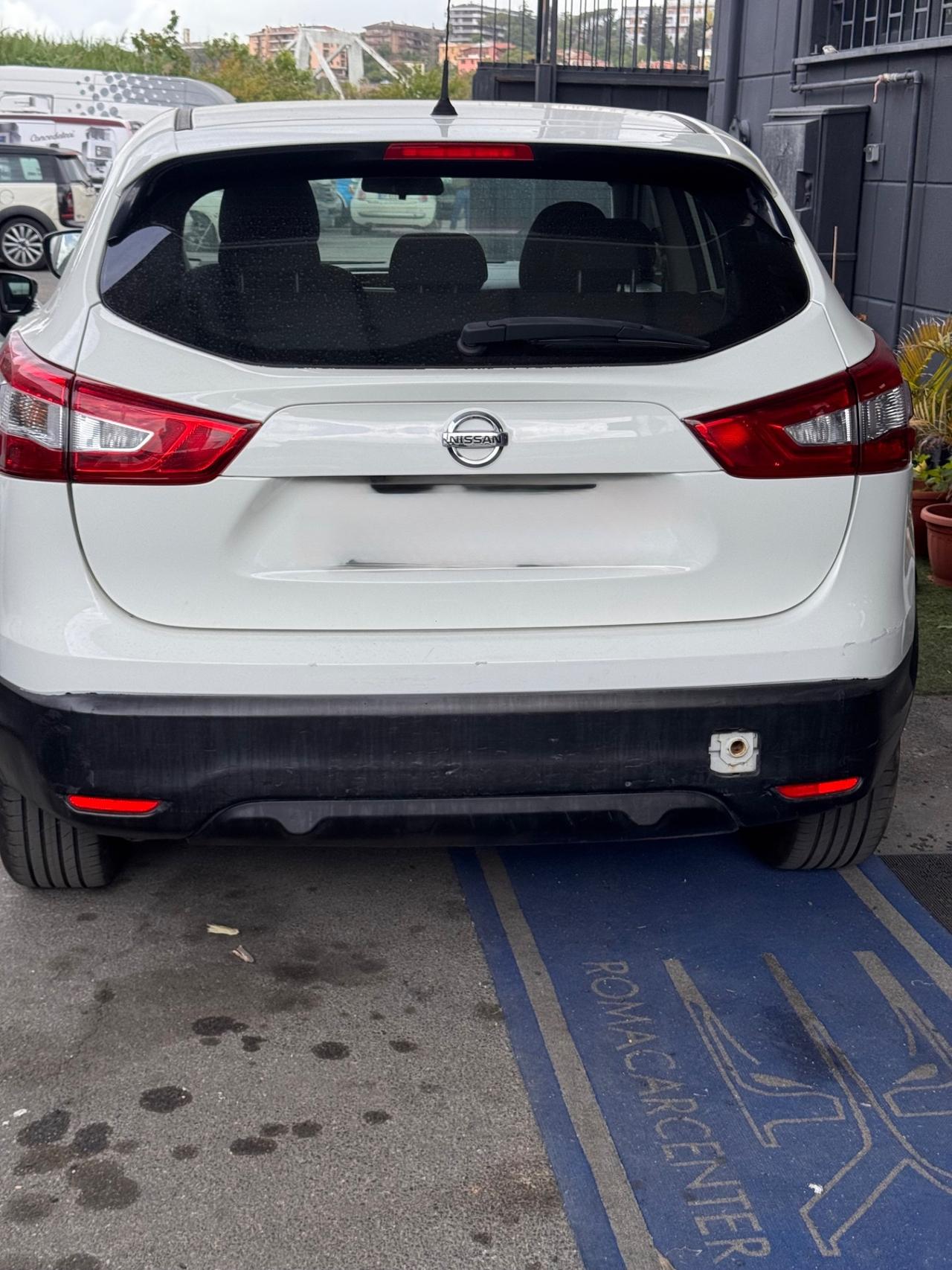 Nissan Qashqai 1.5 dCi Visia