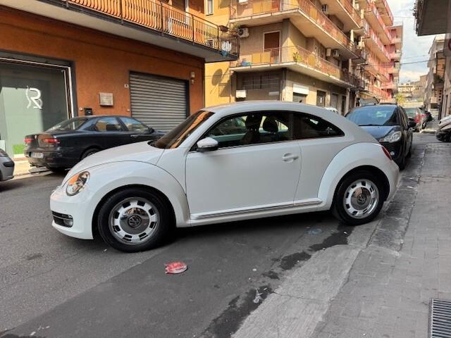 Volkswagen Maggiolino 1.6 TDI Design