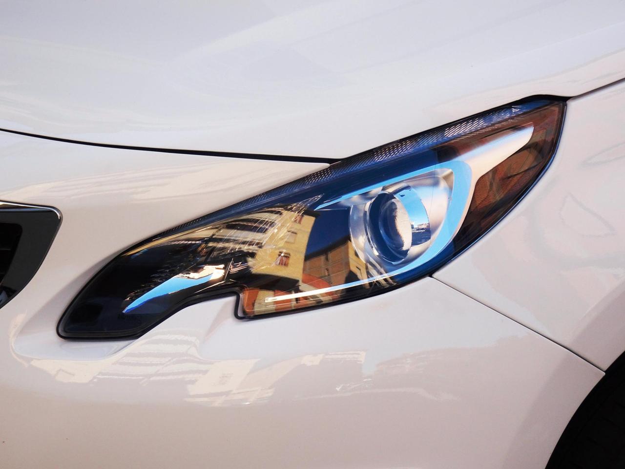 Peugeot 2008 1° serie PureTech 82 Allure -UNICO PROPRIETARIO-