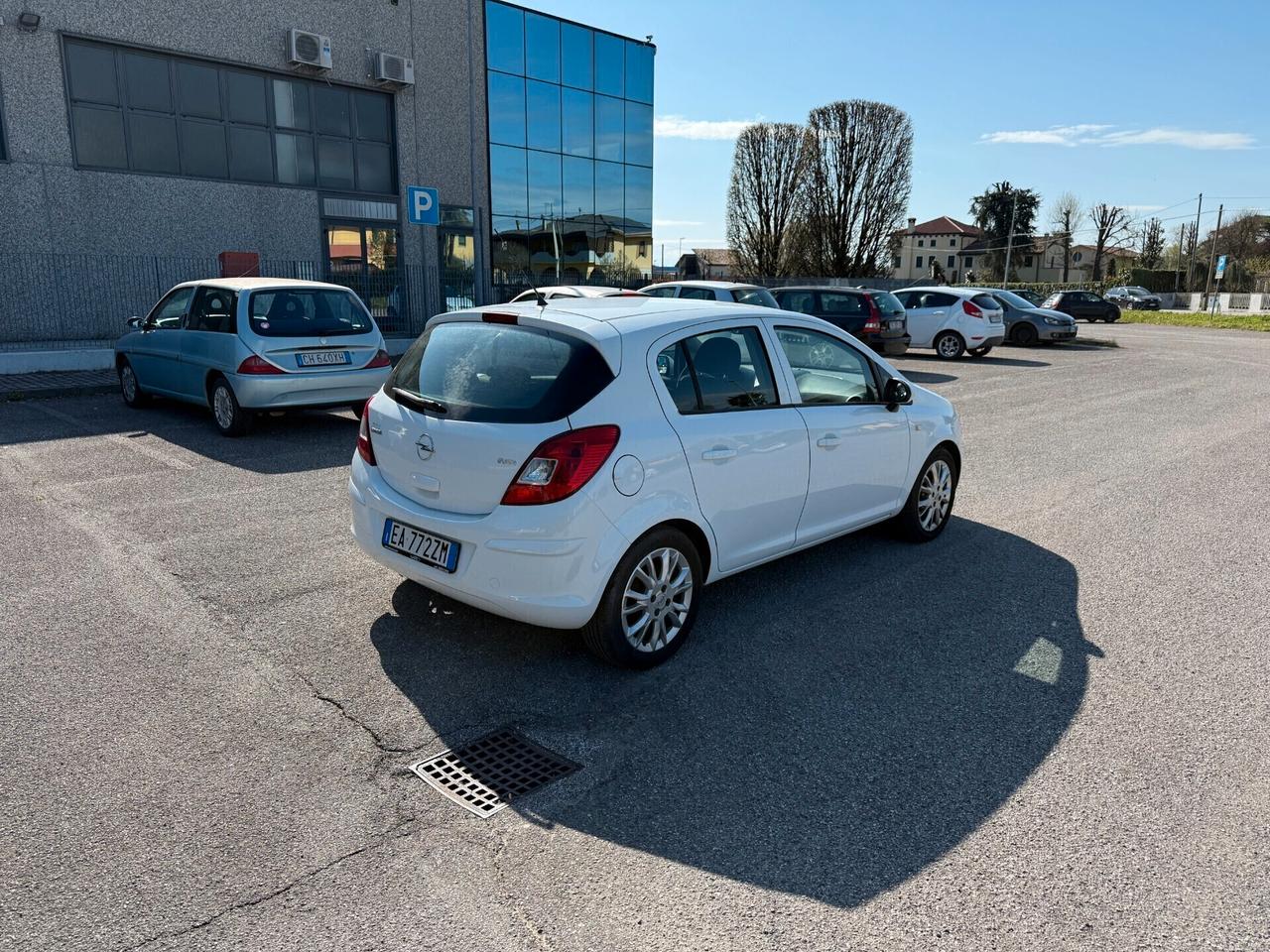 Opel Corsa 1.2 80CV 5 porte GPL-TECH Edition