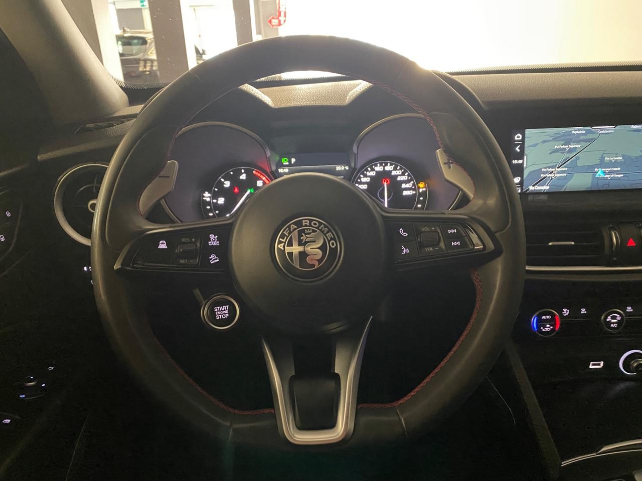 Alfa Romeo Stelvio 2.2 t Aziendale- Palette F1 al volante