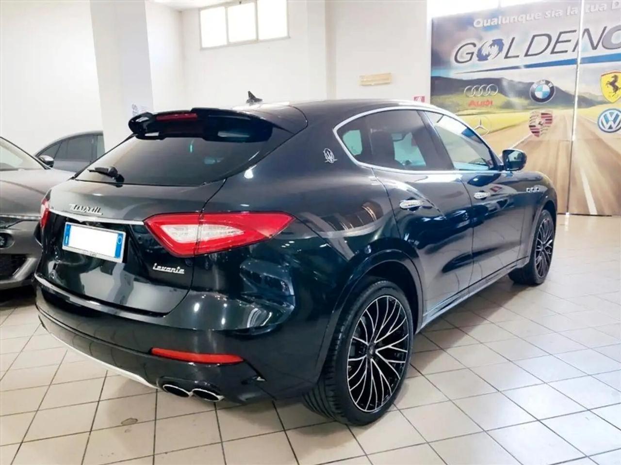 Maserati Levante V6 430 CV AWD S