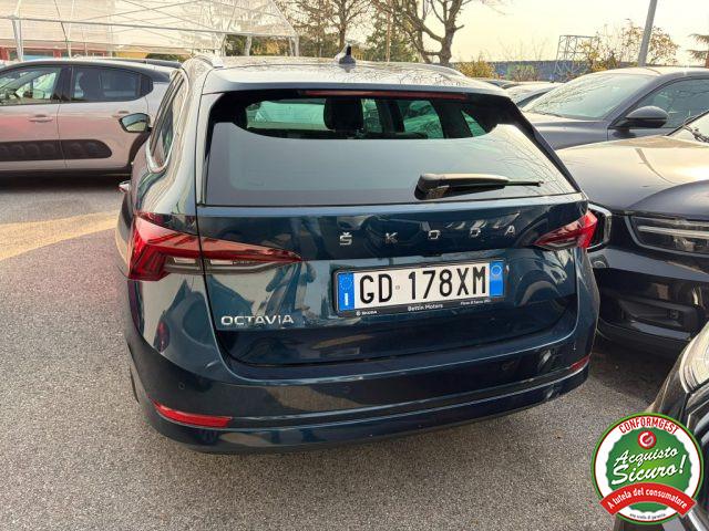 SKODA Octavia 2.0 TDI EVO SCR 150 CV DSG Wagon Executive