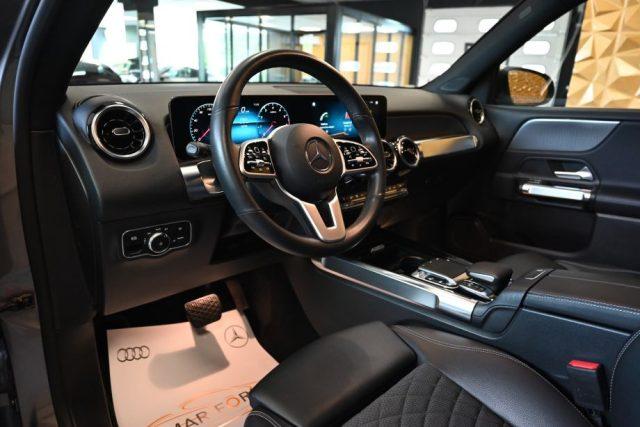 MERCEDES-BENZ GLB 200 AUTOMATIC SPORT 163CV NAVI LED 18"CAM GANCIO FULL!