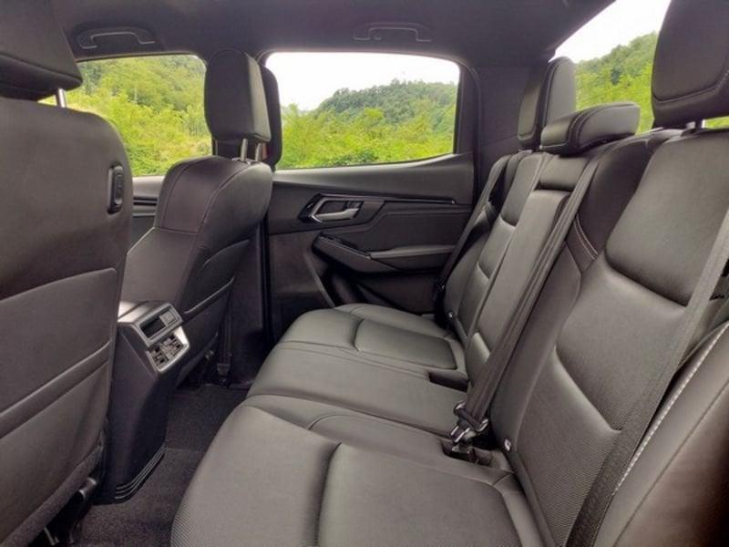 Isuzu D-Max N60 D-MaX N60 1.9 Crew Cab FF 4X4 A/T con Gancio Traino!!