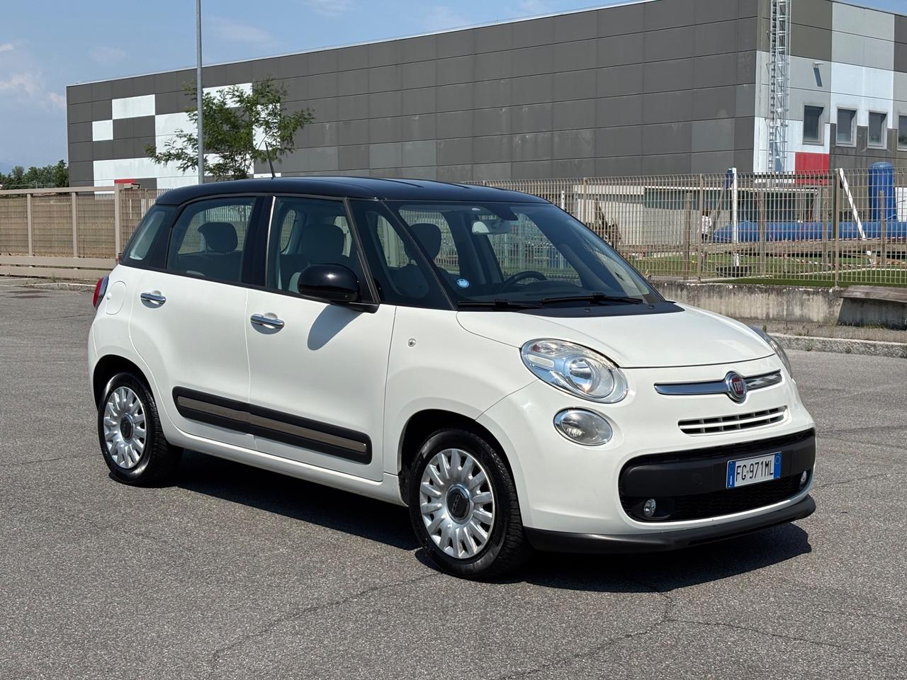 Fiat 500L 1.6 MJT 120CV AUTOCARRO N1