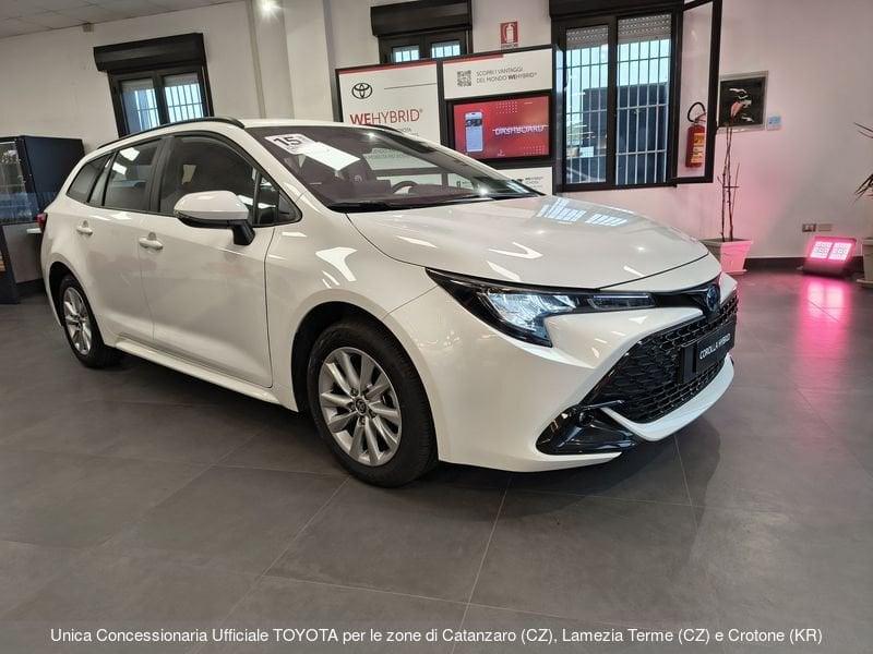 Toyota Corolla TS 2.0 Hybrid Active MY24