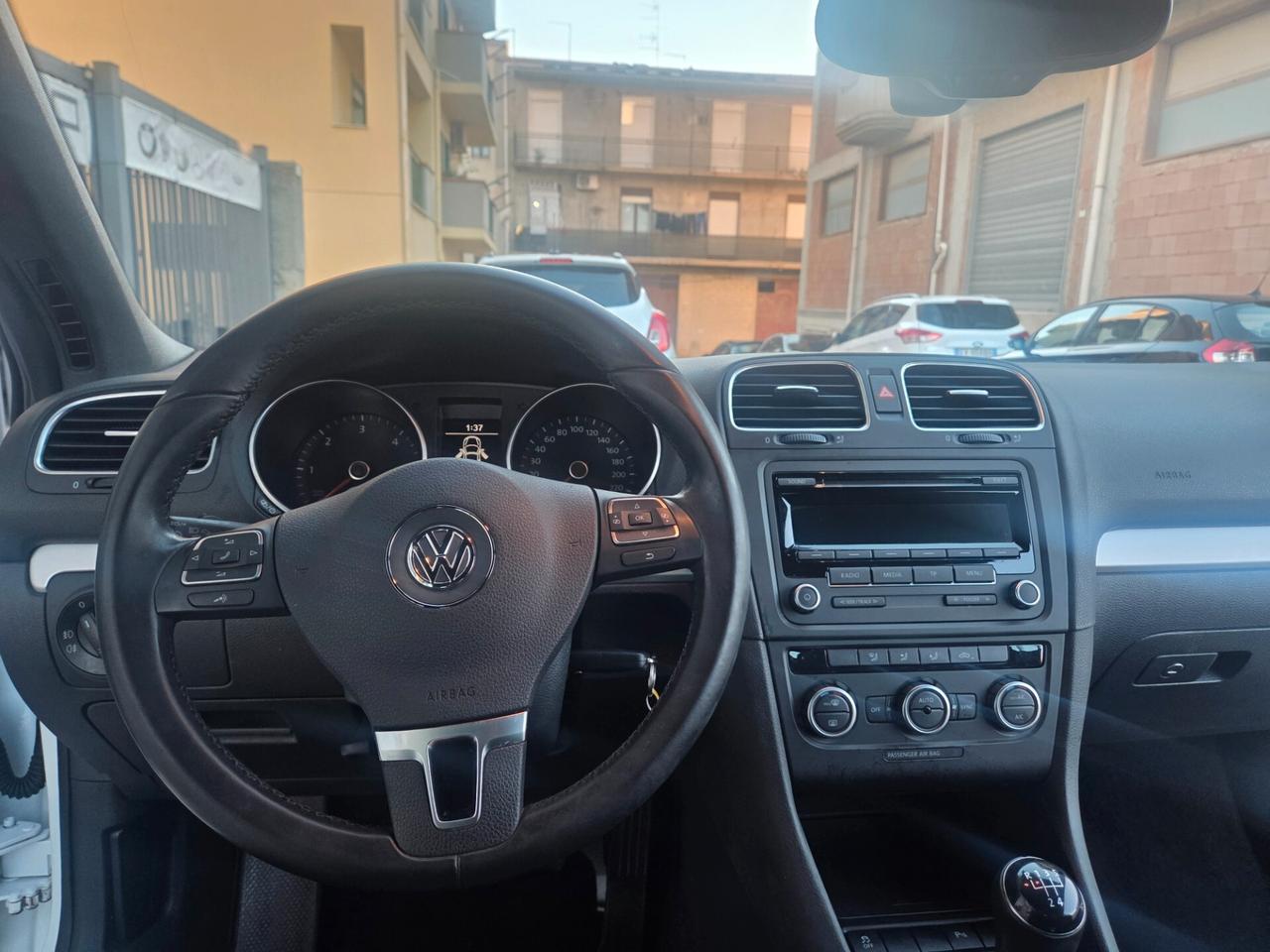 VW GOLF CABRIO ANNO 2015 SOLI 53000 KM CERTIFICATI