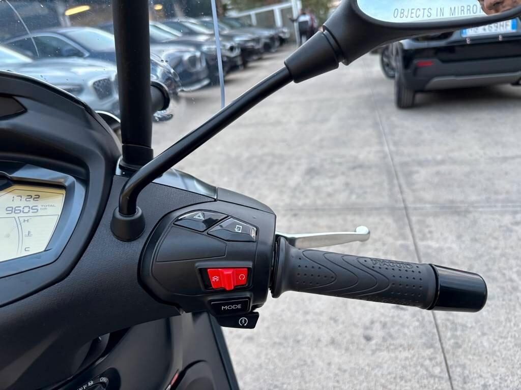 Piaggio Beverly 400 2022/ solo 9.000 Km Tua a soli 49 Euro al mese