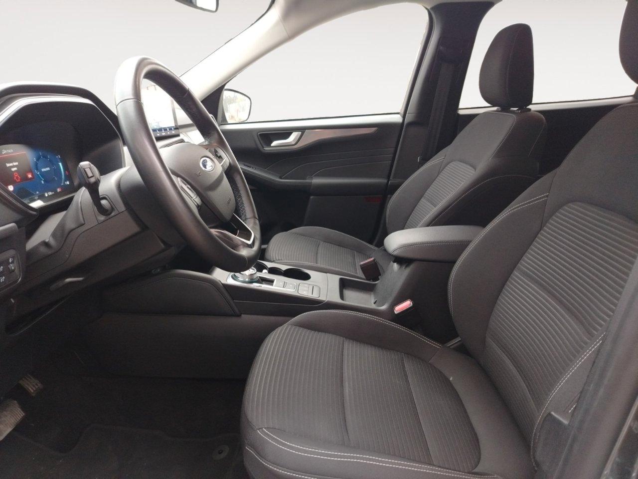 Ford Kuga 2.0 ecoblue Titanium 2wd 120cv auto