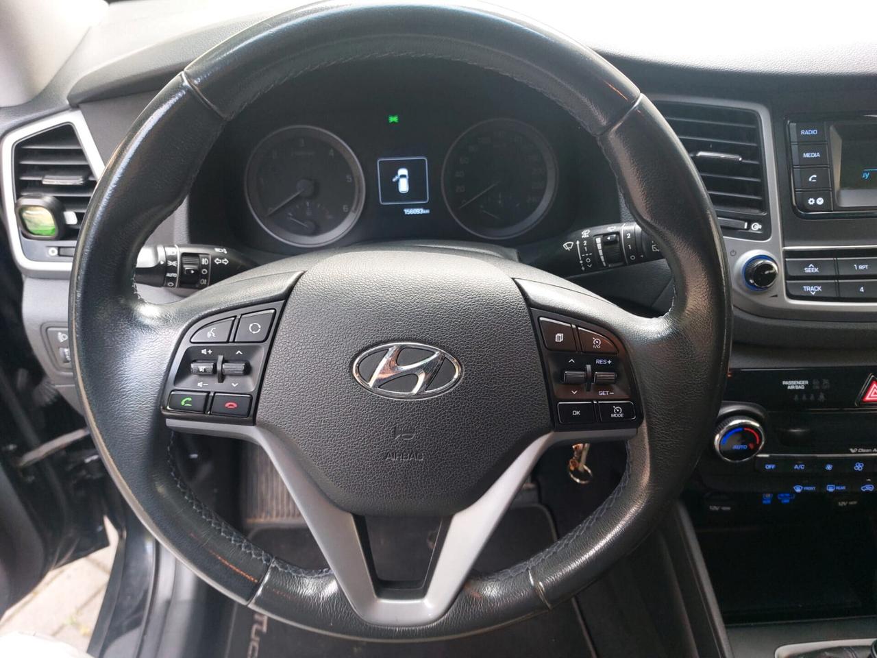 Hyundai Tucson 1.7 crdi Comfort 2wd 115cv Garanzia 12 Mesi