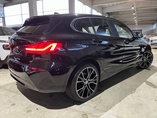 BMW 118 iA 5p. Business Advantage "18 Msport/Navi/Virtual