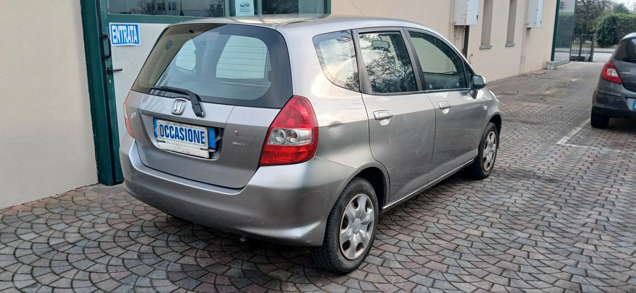 Honda Jazz 1.2 benzina neopatentati