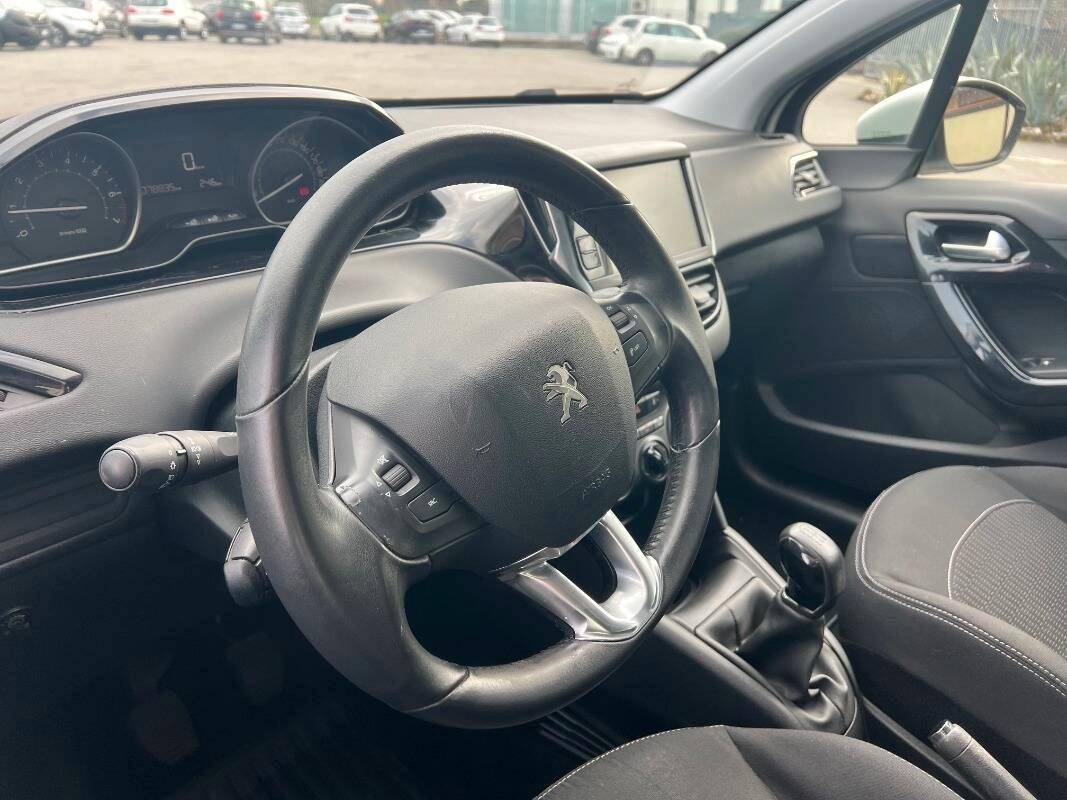 Peugeot 208 1.2 puretech Access gpl 82cv 5p