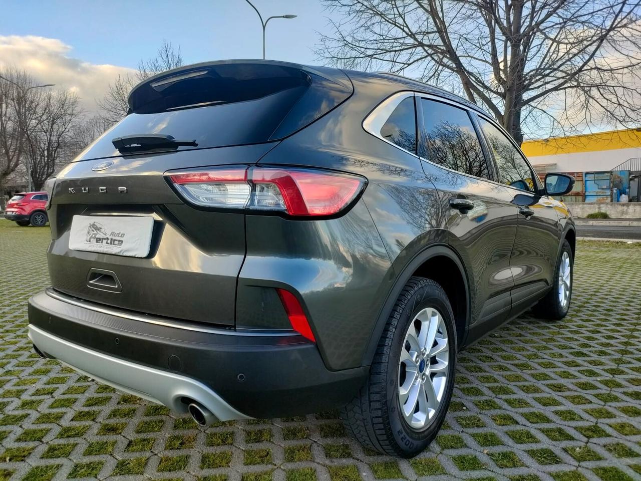 Ford Kuga 1.5 EcoBlue 120 CV aut. 2WD Titanium